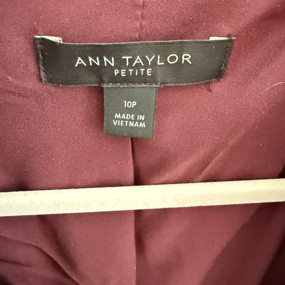 Ann Taylor Plum Suit Jacket - Picture 6 of 7